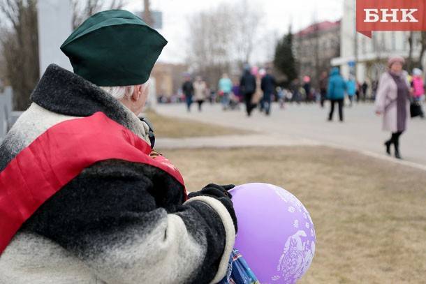 Владимир Уйба - Детям войны в Коми увеличат единовременную выплату в три раза - bnkomi.ru - респ. Коми