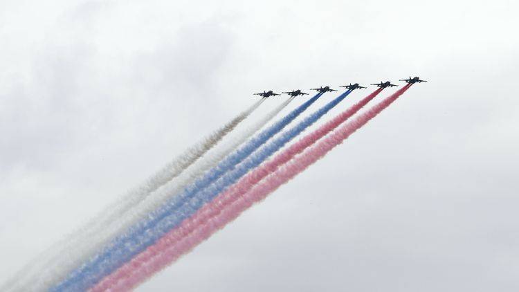 Другой парад: почти 600 самолетов пролетят над городами России 9 мая - crimea.ria.ru - Москва - Россия - Крым - Симферополь