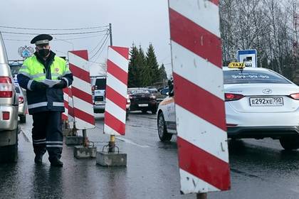 Российский город полностью закрыли из-за эпидемии коронавируса - lenta.ru - Россия - респ. Дагестан - Хасавюрт