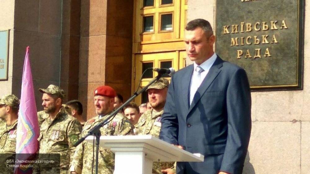 Владимир Зеленский - Виталий Кличко - Кличко призвал украинцев серьезнее отнестись к пандемии коронавируса - politros.com - Украина - Киев