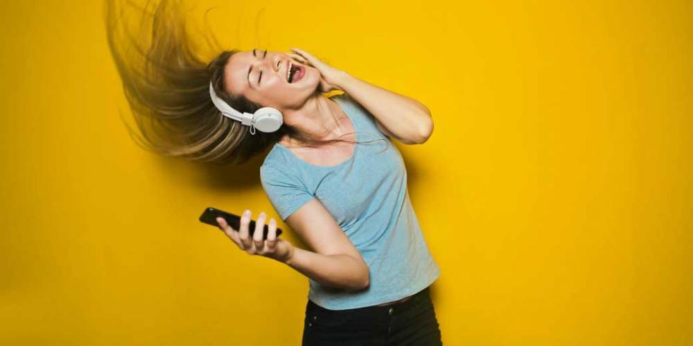 Танцуют все! Самые популярные челленджи TikTok за время карантина - detaly.co.il