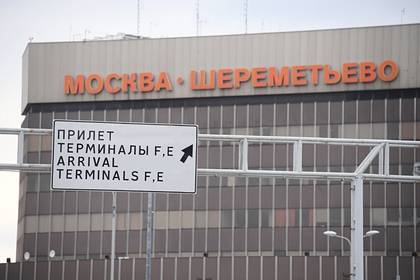Superjet совершил экстренную посадку в Шереметьево - lenta.ru - Москва - Саратов - Мурманск