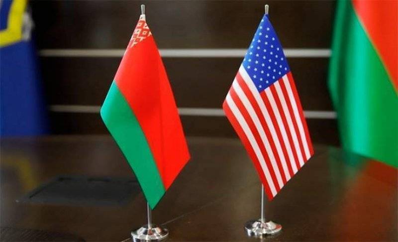 Дональд Трамп - Александр Лукашенко - Майкл Помпео - Джули Фишер - Трамп определился с кандидатурой посла в Беларуси — представление направлено в Сенат - gomel.today - США - Белоруссия - Минск - Бирма - Панама - Чили