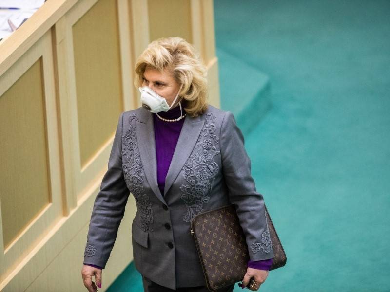 Татьяна Москалькова - Москалькова просит не держать женщин в СИЗО и отменить спецпропуски для жертв насилия - sobesednik.ru - Россия