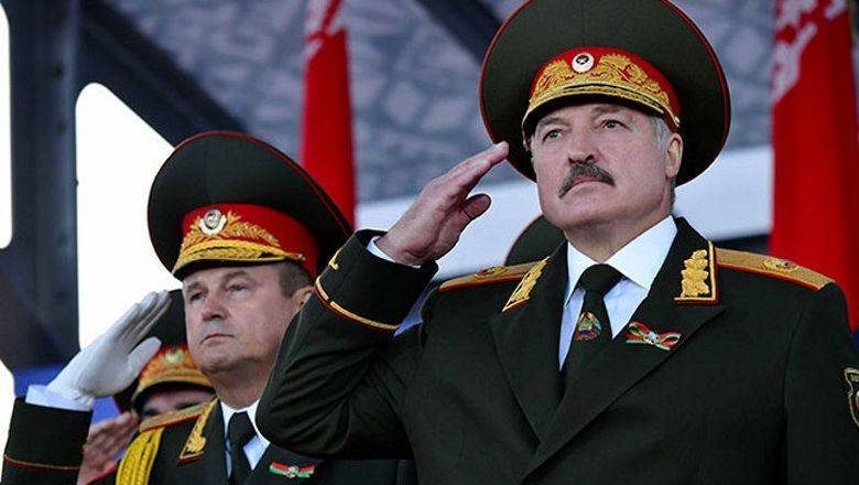 Лукашенко предложил показать минский парад Победы на российском ТВ - newizv.ru - Минск - Лукашенко