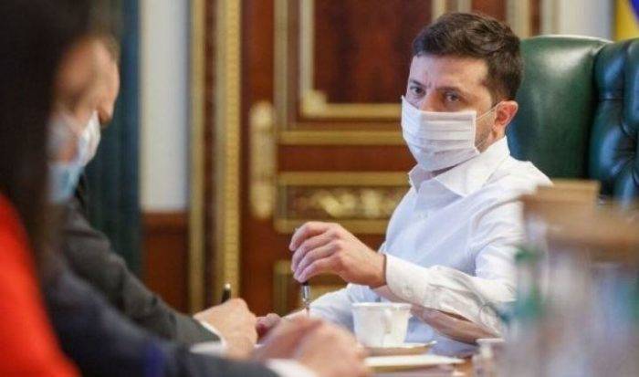 Владимир Зеленский - Ростислав Ищенко - Анатолий Бондаренко - Политолог Ищенко рассказал, что ждет Киев после конфликта с Черкассами - politnews.net - Украина - Киев - Черкассы