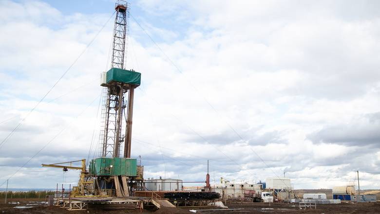 Галина Шарухо - На двух месторождениях нефти в Тюменской области 53 рабочих заразились коронавирусом - newizv.ru - Тюменская обл. - район Уватский