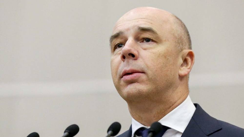 Антон Силуанов - Силуанов объяснил невозможность раздачи «вертолетных денег» в России - riafan.ru - Москва - Россия