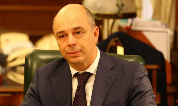 Антон Силуанов - Министр финансов рассказал, почему власти отказались от прямых выплат гражданам во время пандемии коронавируса - og.ru - Россия