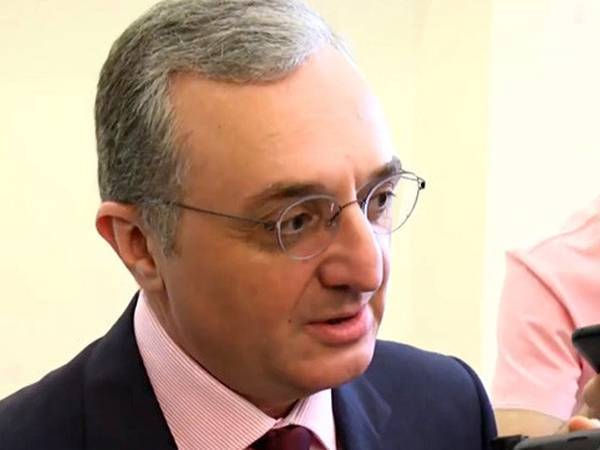 Зограб Мнацаканян - Азербайджанский политолог: в последние дни Армения смягчила позицию - aze.az - Армения - Азербайджан