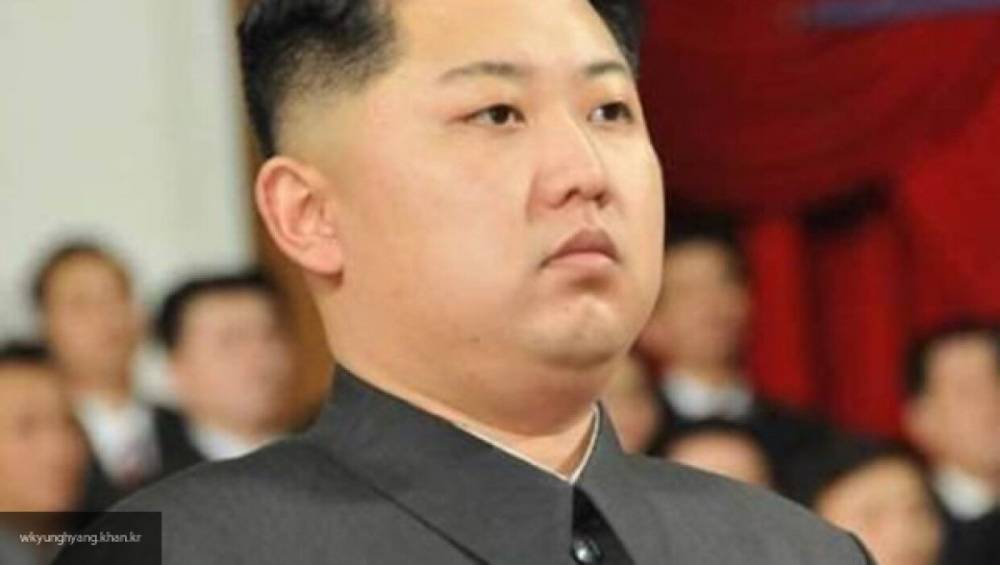 Ким Ченын - Южнокорейские СМИ опровергли слухи о проблемах со здоровьем Ким Чен Ына - politros.com - КНДР