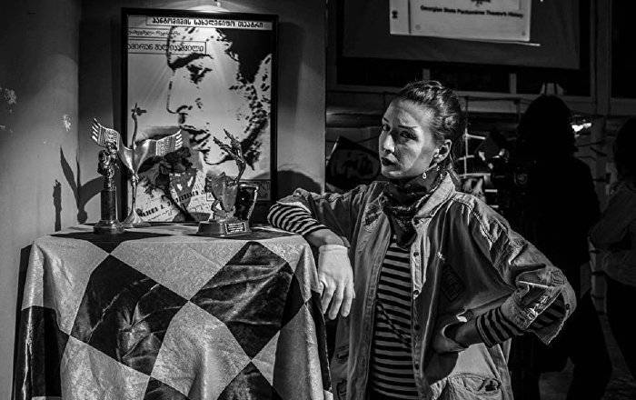 "Эйфория любви" - в Театре пантомимы пройдет премьера без зрителей - sputnik-georgia.ru - Тбилиси