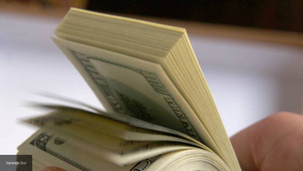 Водитель внедорожника выбросил почти $1 млн, уходя от полиции США - nation-news.ru - США - Нью-Йорк - шт. Калифорния