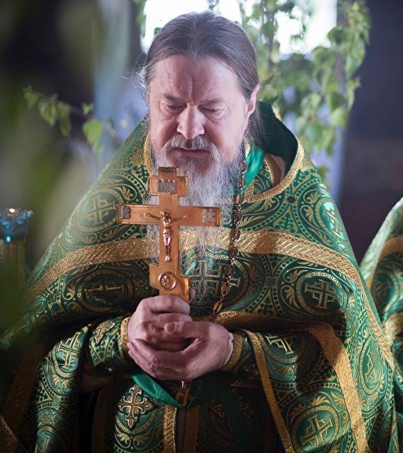 Скончался главврач Троице-Сергиевой Лавры, зараженный коронавирусом - znak.com - Москва - Астрахань