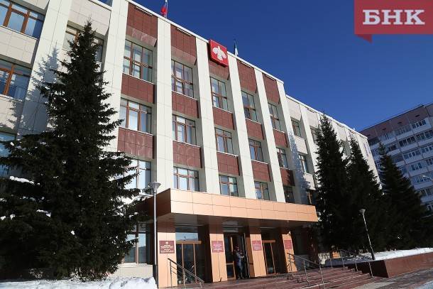 Виктор Бобыря Как - Мэр Усинска получил предостережение прокуратуры за плакат с финским военным к Дню Победы - bnkomi.ru - респ. Коми - Германия - Усинск