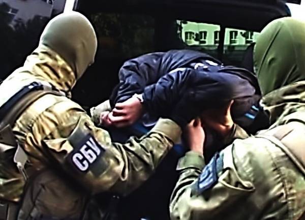 Зеленский предложил привлечь СБУ к защите духовных и моральных ценностей - nakanune.ru - Украина