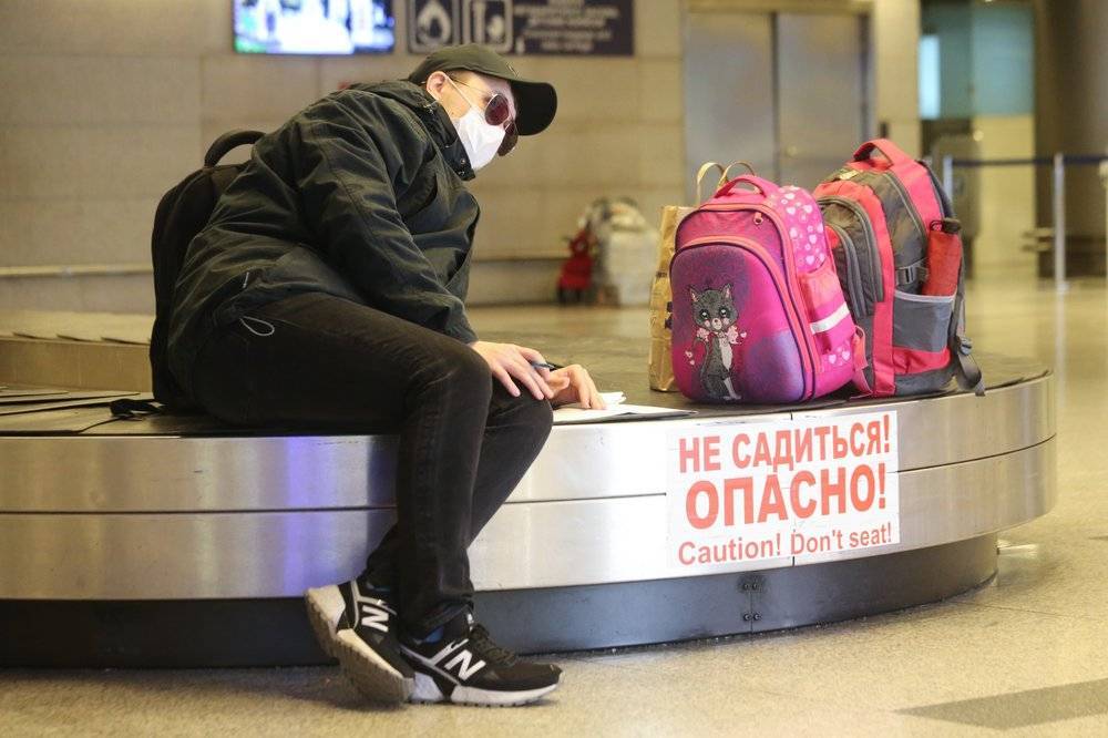 Дмитрий Песков - Сергей Собянин - Анна Попова - В Кремле пока не обсуждают открытие границ России - tvc.ru - Москва - Россия