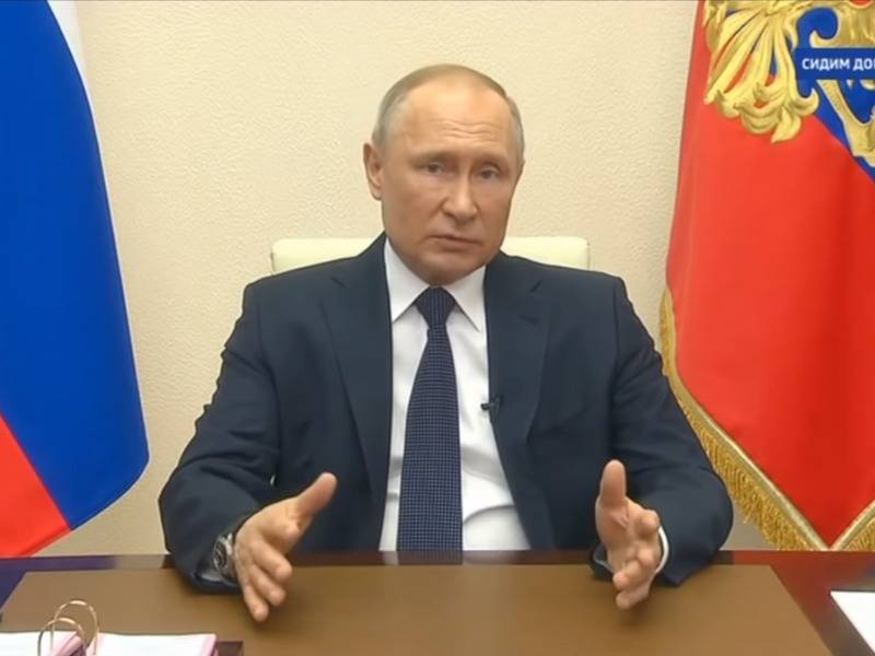 Владимир Путин - Рейтинг одобрения действий Путина вернулся к показателям до присоединения Крыма - sobesednik.ru - Россия - Крым