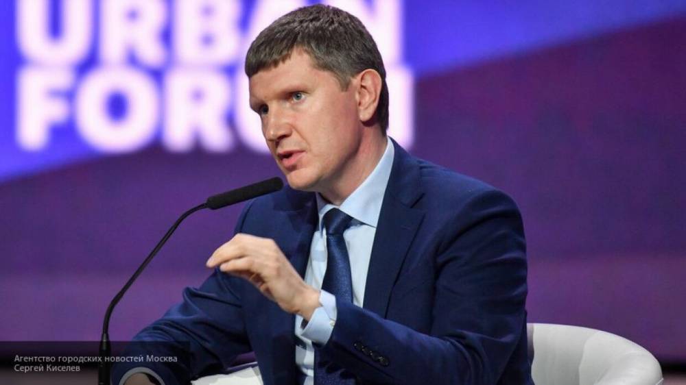 Владимир Путин - Максим Решетников - Глава Минэкономики РФ отчитался, что общий объем кредитов бизнесу оценивается в 217 млрд - nation-news.ru - Россия