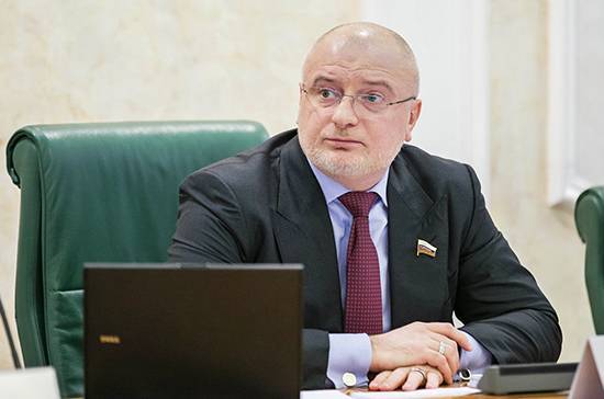 Владимир Путин - Анна Попова - Андрей Клишас - Клишас: защита жизни и здоровья россиян является безусловным приоритетом политики государства - pnp.ru - Россия