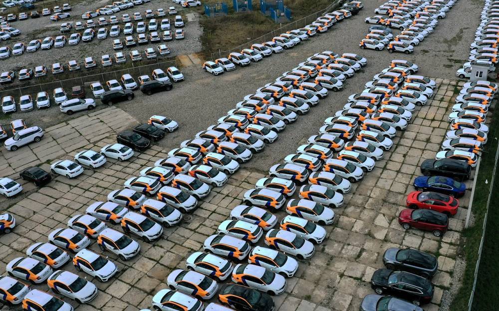 Денис Мантуров - Запускается программа дешевой аренды автомобилей - zr.ru - Москва - Россия