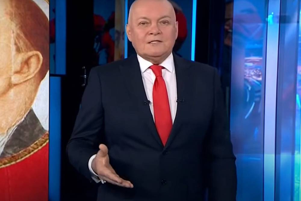 Сергей Собянин - Дмитрий Киселев - «Не заслужили послаблений»: Дмитрий Киселев призвал быть с россиянами «жестче» - mk.ru - Москва - Россия