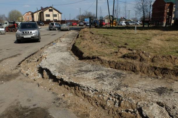 В Сыктывкаре приступили к ремонту дворов - bnkomi.ru - респ. Коми - Сыктывкар - район Эжвинский