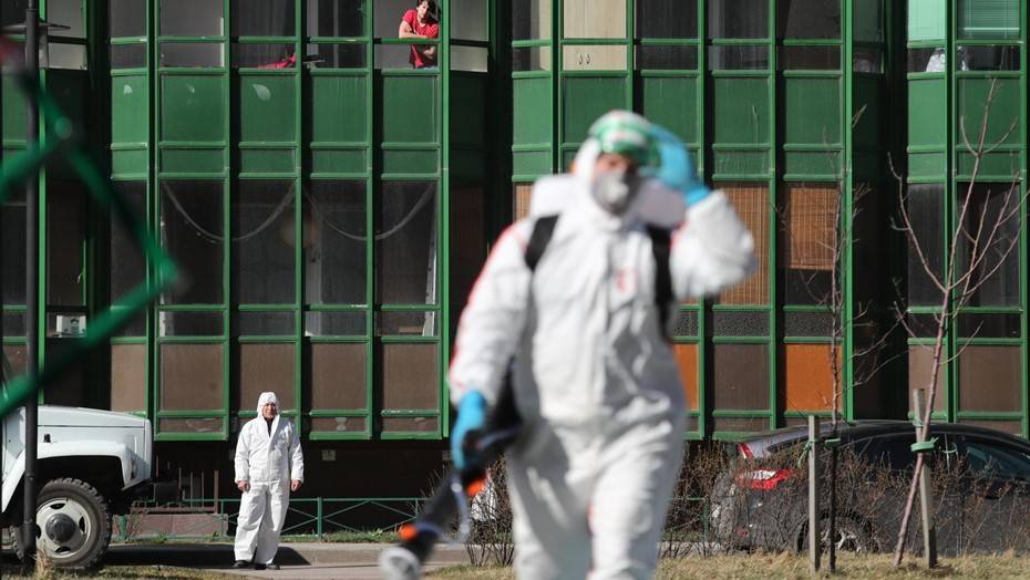 Мурманский минздрав проверит выдачу защитных костюмов медикам после скандала - dp.ru - Мурманская обл.