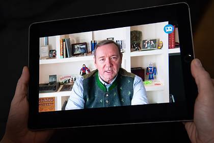 Кевин Спейси - Кевин Спейси сравнил свой скандал из-за домогательств с пандемией коронавируса - lenta.ru - США
