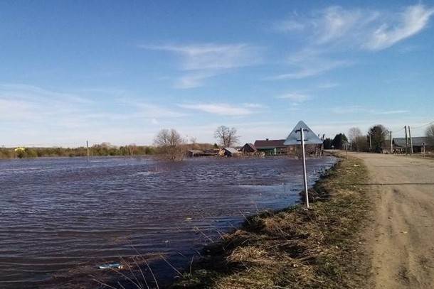 В Летке вода подошла к домам - bnkomi.ru - Россия - респ. Коми