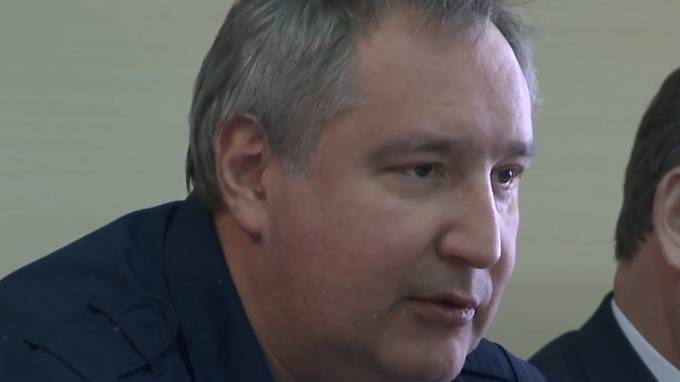 Дмитрий Рогозин - Рогозин сравнил планы США на Луну с вторжением в Ирак - piter.tv - США - Япония - Ирак - Канада - Афганистан