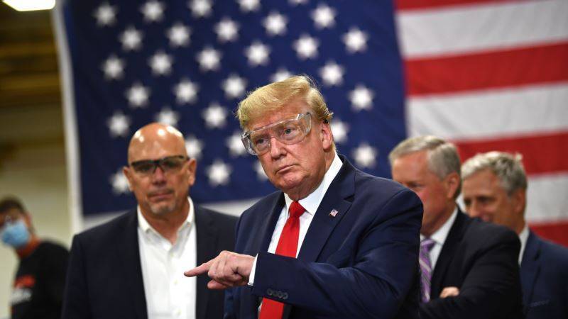 Дональд Трамп - Трамп объяснил причину отсутствия маски при осмотре завода в Аризоне - golos-ameriki.ru - шт. Аризона