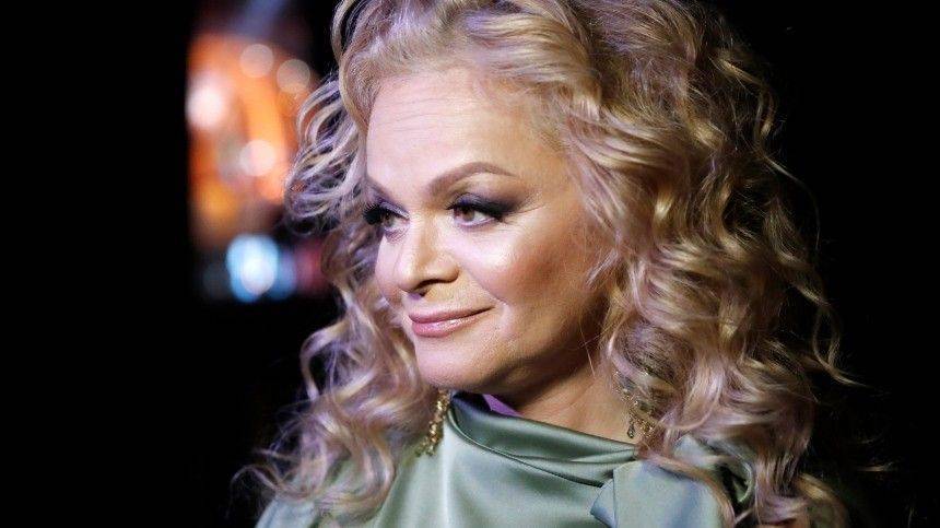 Лариса Долина - «В этом проекте я раскрылась практически на 99%»: Лариса Долина о шоу «Маска» - 5-tv.ru