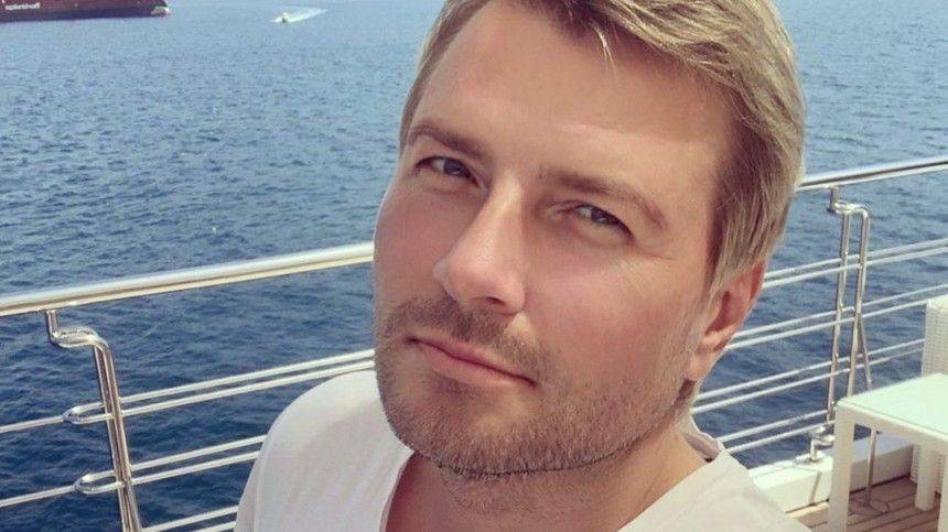 Николай Басков - Филипп Киркоров - «Мы должны найти его»: Басков на женских животах показал, откуда идет голос - 5-tv.ru - Россия