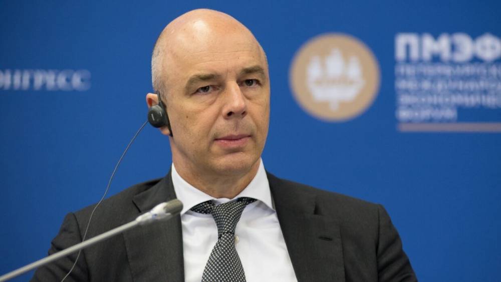 Владимир Путин - Антон Силуанов - Силуанов оценил возможность заморозки и конвертации банковских вкладов россиян - riafan.ru - Москва - Россия
