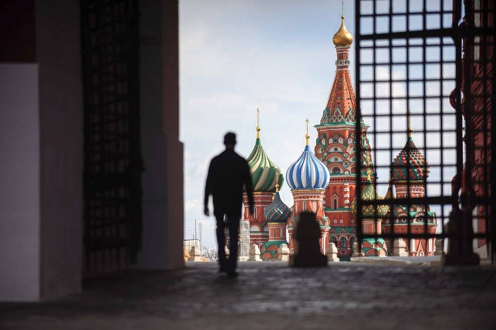 Дональд Трамп - Анатолий Альтштейн - Вирусолог объяснил влияние теплой погоды на распространение коронавируса - vm.ru - Россия - США