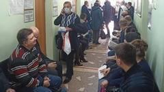 Врач: «Поликлиники остаются рассадниками коронавирусной инфекции!» - newsland.com - Москва