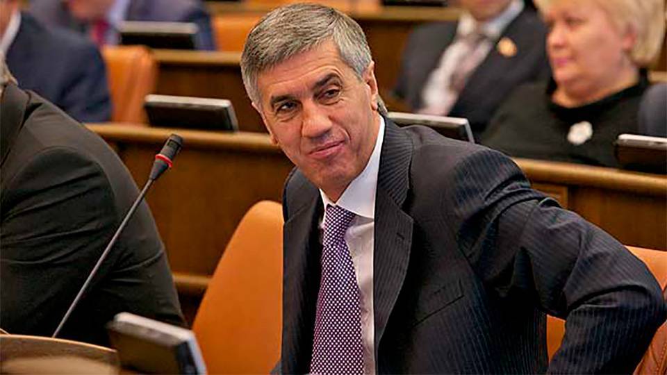 Анатолий Быков - Бизнесмена и экс-депутата Анатолия Быкова задержали по подозрению в организации заказных убийств — «Интерфакс» - theins.ru - Красноярский край - Красноярск