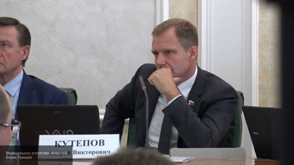 Михаил Мишустин - Сенатор Кутепов предложил отдавать регионам 100% акцизов на алкоголь - inforeactor.ru - Россия