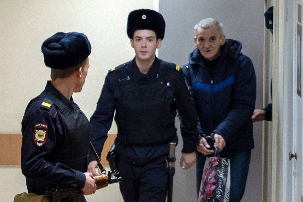 Лия Ахеджакова - Юрий Дмитриев - Владимир Познер - Борис Гребенщиков - Олег Басилашвили - Александр Сокуров - Суд в Карелии оставил историка Юрия Дмитриева под арестом - rtvi.com - Карелия - Петрозаводск