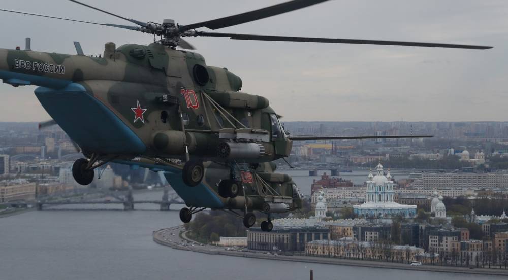 Военная авиация над Петербургом: репортаж "ДП" из кабины вертолёта - dp.ru - Ленинградская обл. - Санкт-Петербург - Карелия - Тверская обл. - Петрозаводск