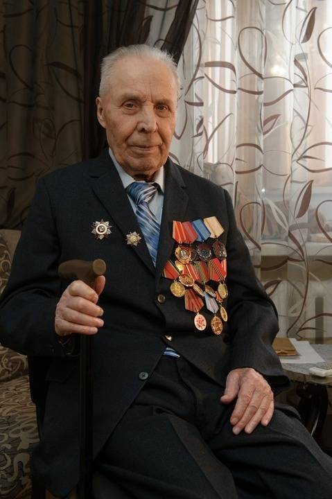 Валерий Горелых - В Екатеринбурге признали гражданином РФ ветерана ВОВ, дважды кавалера «Красной звезды» - znak.com - Россия - Казахстан - Екатеринбург - Германия - Свердловская обл.