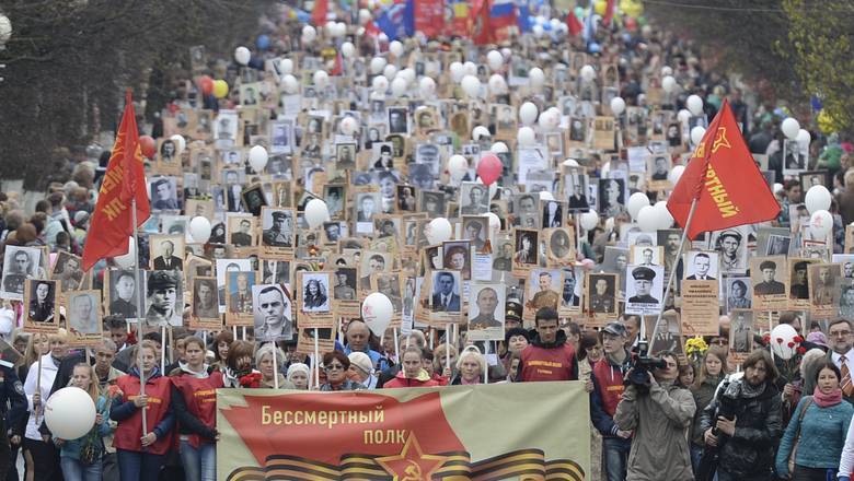 Сергей Макаров - Почти два миллиона россиян поучаствуют в шествии «Бессмертного полка» онлайн - newizv.ru - Россия - Петропавловск-Камчатский