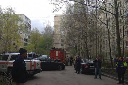 Заскучавший в самоизоляции россиянин пригрозил взорвать многоквартирный дом - lenta.ru - Санкт-Петербург