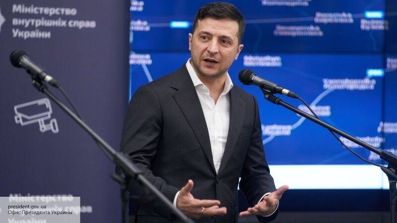 Владимир Зеленский - Андрей Головачев - Головачев: Зеленский – это случайный человек у власти - politros.com - Украина