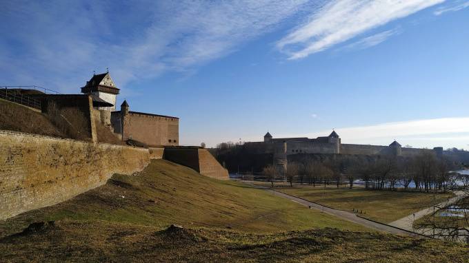 Эксперт: страны Прибалтики в условиях коронавируса продолжают борьбу с Россией - piter.tv - Россия - Германия - Эстония - Литва - Латвия - Прибалтика