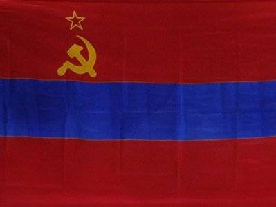 Армянские коммунисты требуют от властей разрешить проход мелкими группами к Вечному огню в Парке Победы - news.am - Россия - Армения - Азербайджан - Ереван