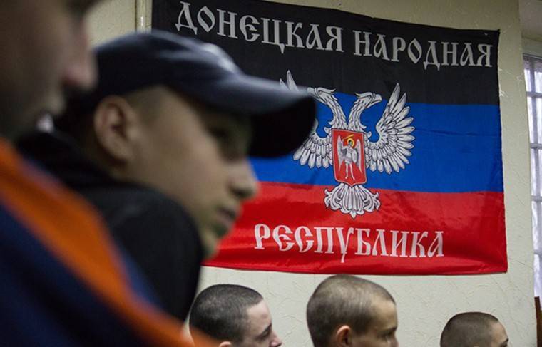 Владимир Зеленский - Алексей Резников - В Киеве рассказали, сколько Россия тратит на зарплаты ДНР и ЛНР - news.ru - Россия - Украина - Киев - ДНР - Минск - ЛНР