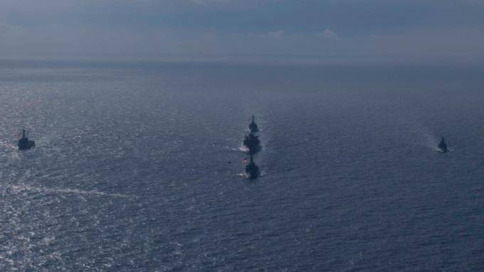 США показали корабли НАТО около российской границы - piter.tv - Россия - США - Англия