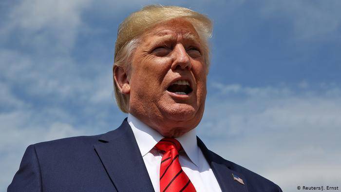 Дональд Трамп - Майкл Пенс - Личный помощник Трампа заразился - aze.az - США